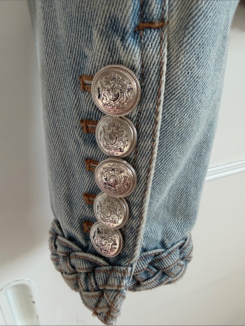 Veronica Beard Lt Blue Arrowe Cropped Denim Blazer Jacket with Braided Trim - 2 - Picture 4 of 12